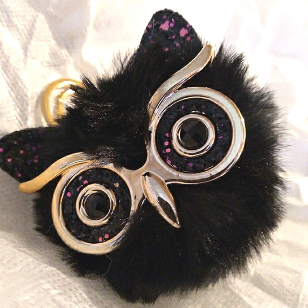 Fluffy Owl  Keychain - Picture 2 of 6